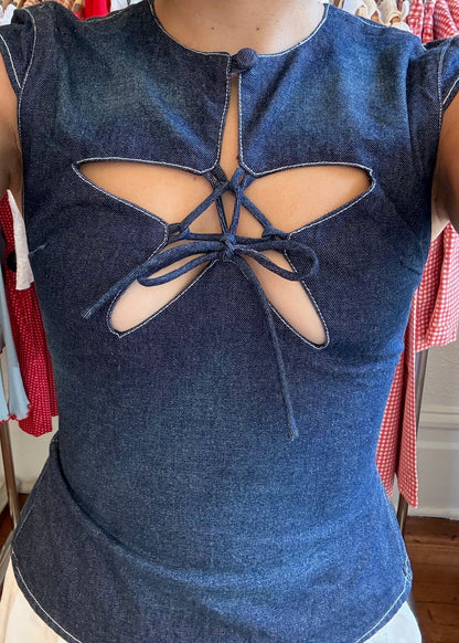 BloomCut™ Lace-Up Top